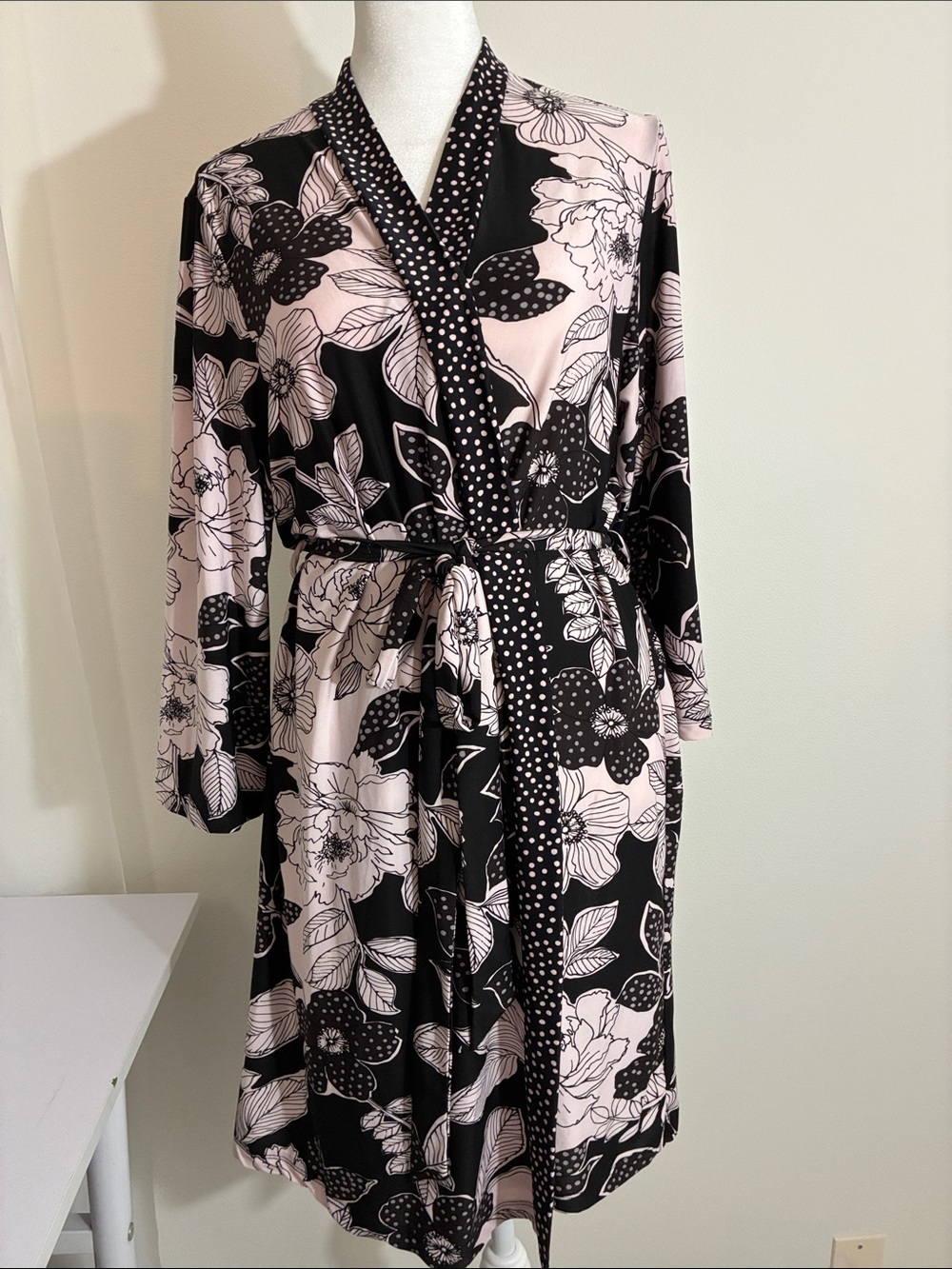 STUDIO Donatella Pink and Black Floral Robe L/XL